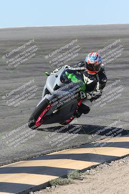 media/Oct-13-2025-Moto Forza (Mon) [[a66d839500]]/4-C Group/Session 2 (Bowl)/